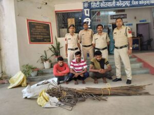 IMG-20231009-WA0389-768x576-1-300x225 लोहे का छड़ चोरी करने वाले 03 व्यक्ति एवं खरीददार गिरफ्तार